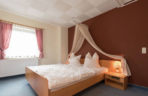 Deutschneudorf House | Spacious holiday home in the Ore Mountains