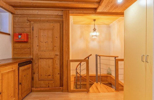 Kitzbuehel Apartment | Spacious holiday flat, 2.2 km to the ski lift