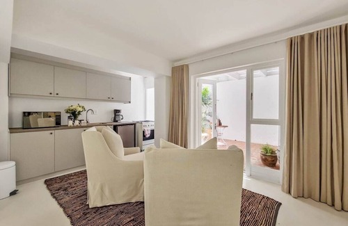 Green Point House | Spacious Holiday Haven Green Point