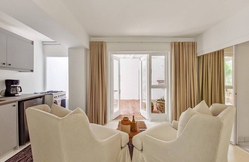 Green Point House | Spacious Holiday Haven Green Point