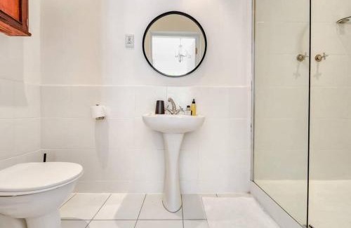 Green Point House | Spacious Holiday Haven Green Point