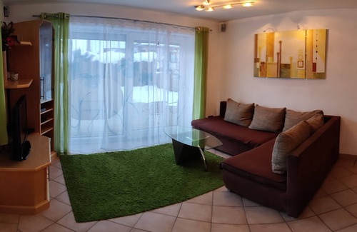 Kitzbuehel House | spacious holiday home for 9 people with sauna and cellar bar in Kirchberg