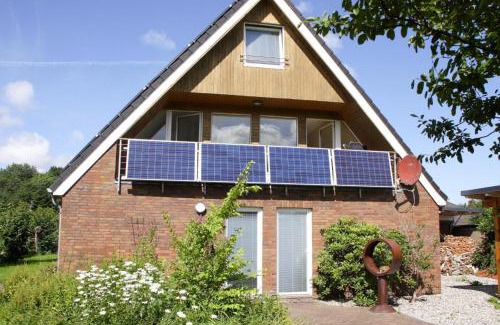 Neukirchen/Erzgeb House | Spacious Holiday Home in Neukirchen, cleaning included