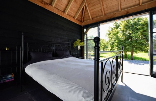 Herveld House | Spacious Holiday Home in Herveld with Pool