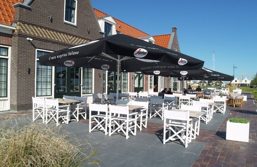 Uitdam Apartment | Spacious holiday home on the Markermeer