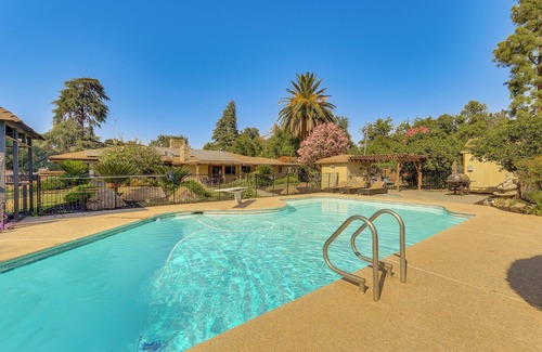 Roosevelt House | Spacious Home - 6 Mi to Downtown Fresno!