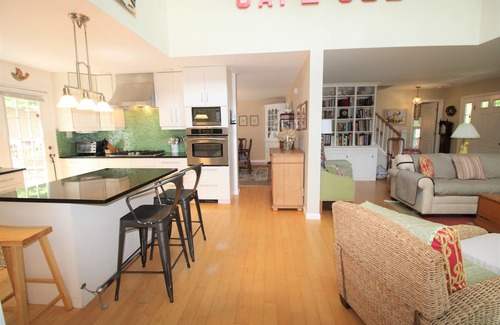 Bass River House | Spacious Home a Short Distance to Parker's River Beach! (1985)