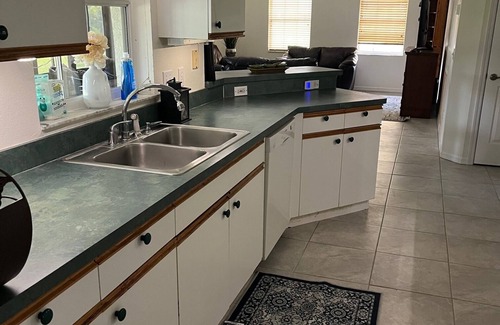 Lady Lake House | Spacious home and country setting just minutes from The Villages.