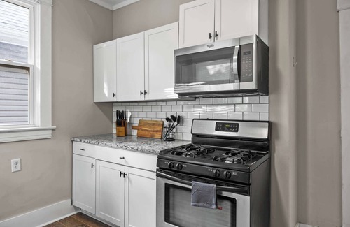 Saint Joseph House | Spacious Home for Groups w BBQ, Firepit & Backyard