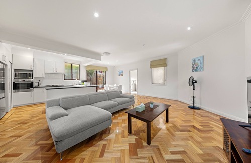 Glen Waverley House | Spacious home in heart of GLEN