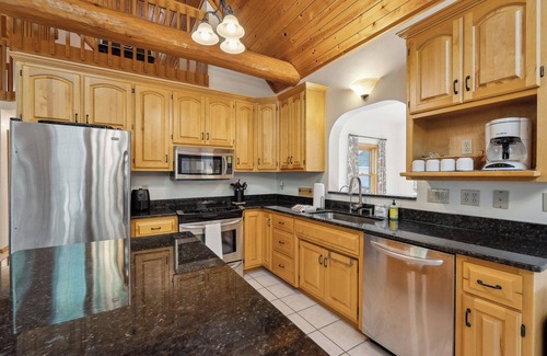Fish Creek Cabin | Spacious Home in Fish Creek | Peloton + Walk to Shops + Close to State Park
