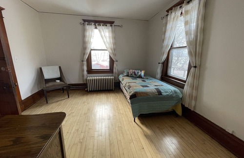 Upper Peninsula Michigan House | Spacious Home in Marquette!