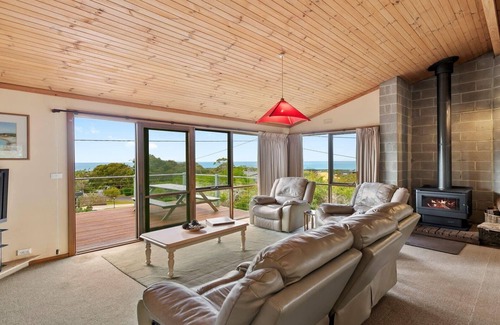 Surf Coast House | Spacious Home in Point Roadknight