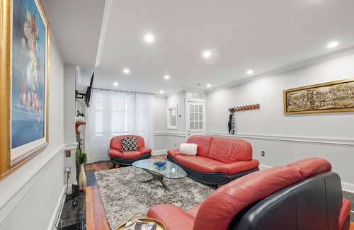 Rittenhouse Row House | Spacious home in Rittenhouse Square with six private 1-bedroom units. Sleeps 14!