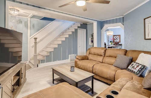 Payne - Phalen House | Spacious Home in Saint Paul near to Downtown and more!