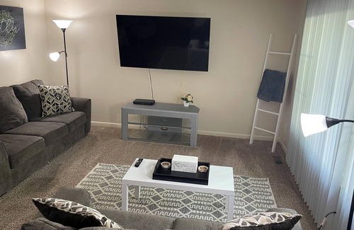 Fort Wayne House | Spacious Home Less Than Ten Minutes from Coliseum!