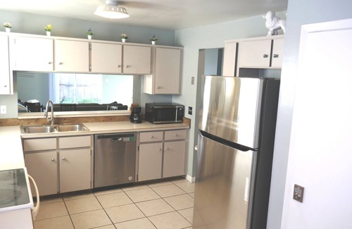 Indian Wells Villa | Spacious Home Near Disney & Universal – Great Location & Amenities