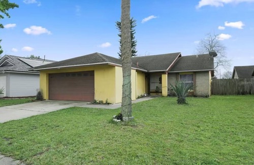 Indian Wells Villa | Spacious Home Near Disney & Universal – Great Location & Amenities