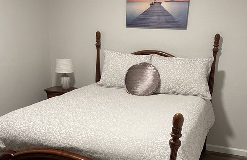 Camdenton House | Spacious Home near Golf Courses, Ballparks National, and Lake of the Ozarks!