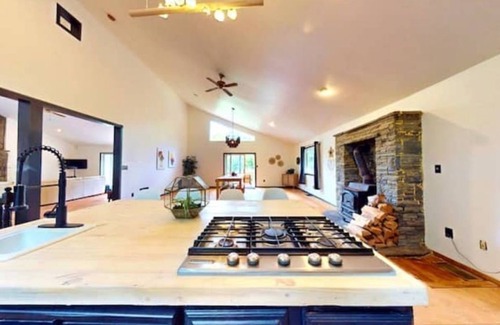 Pond Eddy House | Spacious Home on 5 Acres 2 Hrs to NYC