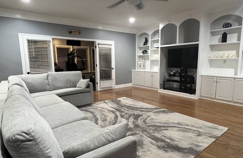 Augusta House | Spacious Home Only 2.8 miles from The Masters!