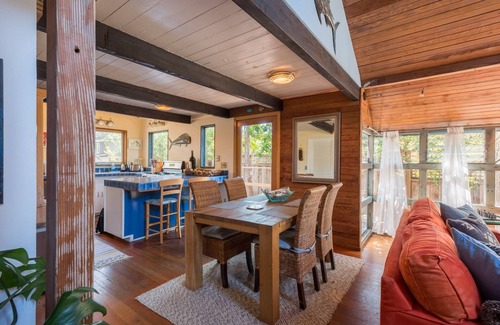 Eastside Santa Cruz House | Spacious Home, Steps 2 Twin Lakes Beach & Harbor, Spa, Large deck, Wifi, Pets