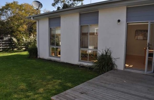 Inverloch House | Spacious home, surf beach location, pet friendly