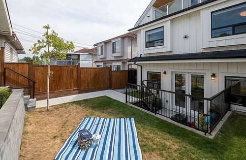 Hastings House | Spacious Home w/ Backyard, Central in YVR +Transit