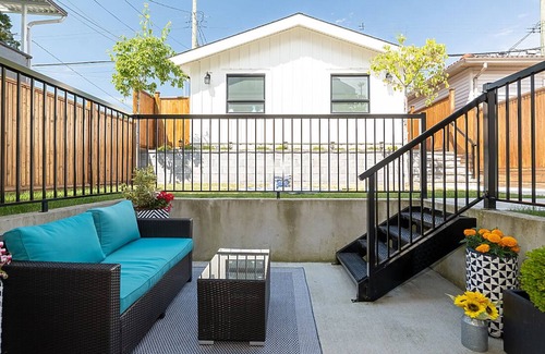 Hastings House | Spacious Home w/ Backyard, Central in YVR +Transit