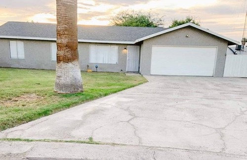 Yuma House | Spacious home w/ backyard, close to everything: Grill, office, garage!