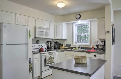Callicoon House | Spacious Home w/Deck, Grill & Delaware River View