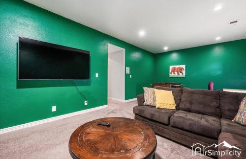 Barnum West House | Spacious Home W Hot Tub & Fireplace