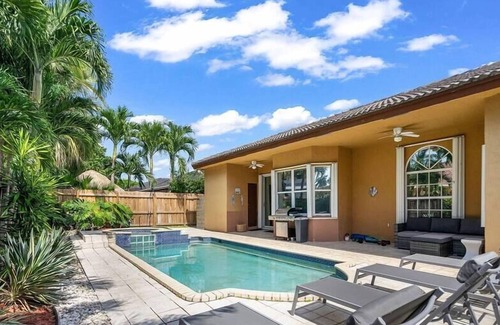 Country Walk House | Spacious Home w/Pool & Game room!