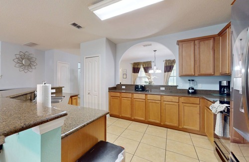Calabria House | Spacious home w/private pool, WiFi, central AC, private WD and games room
