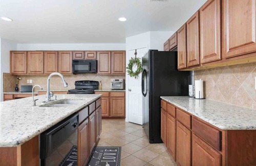 West San Antonio House | SPACIOUS HOME W/VIEWS
