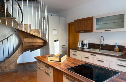 Rouesse-Vasse Cottage | Spacious home with park and WIFI, near Le Mans