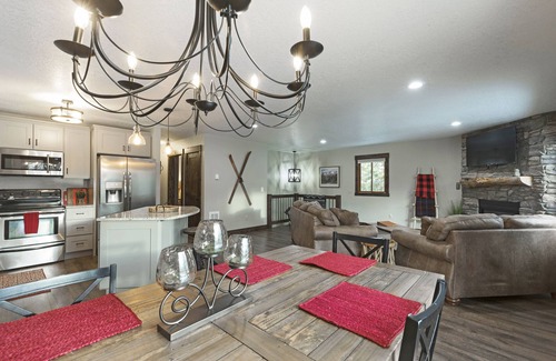 Whitefish House | Spacious home with great amenities and close to skiing - pool, hot tub, whitefish lake access