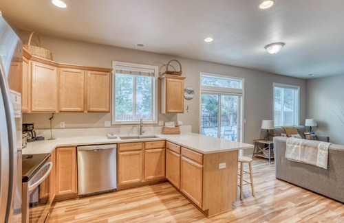 Westbrook Meadows House | Spacious Home with Hot Tub, Large Fenced Yard, Patio & Close to Golf Courses