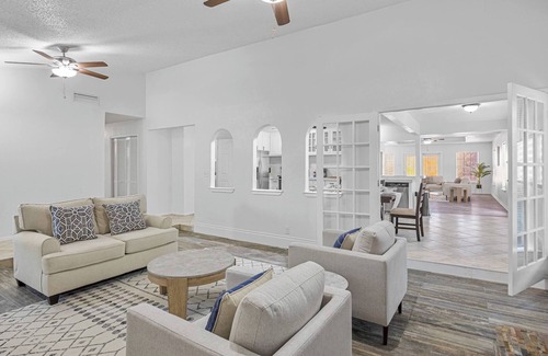 Northeast Carrollton House | Spacious Home with Pool & EV Charger Near Airport