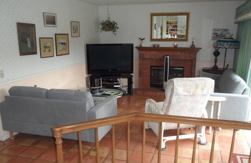 Carlsbad House | Spacious House in Carlsbad with Pool/Spa, 4 miles to Beaches