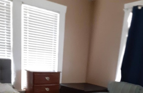 Highland Historic District House | Spacious house in highland