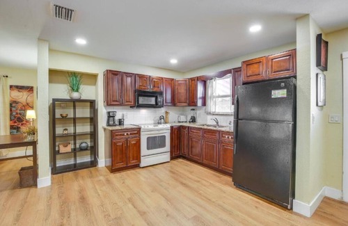 Plantation House | Spacious House near Fort Lauderdale - Minutes from the Beach