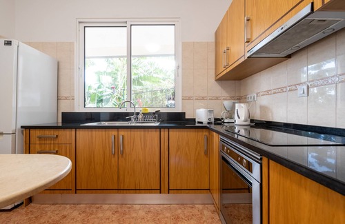 Camara de Lobos House | Spacious house, family friendly with 3 bedrooms.