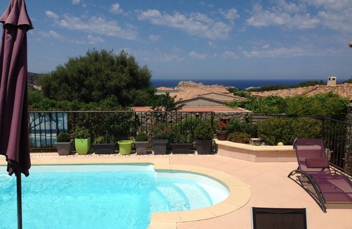 L'Ile-Rousse Villa | Spacious house, quiet, shaded, air-conditioned, private pool, sea and mountain views