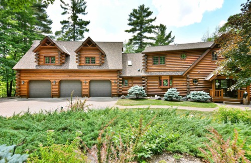 Brill Cabin | Spacious House w/Boat Dock on Red Cedar Lake
