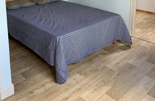 Vittel House | Spacious house with garden, bordered by the village stream