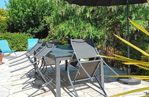 Plomodiern House | spacious house with large garden and terrace in the Bay of Douarnenez