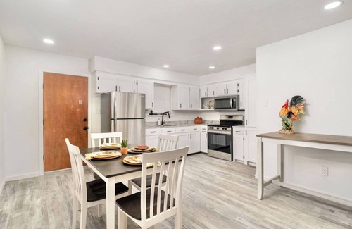 McAllen House | Spacious in Downtown McAllen