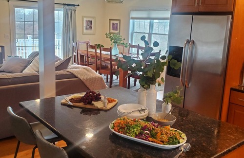 Jamestown House | Spacious Jamestown House - 6 Miles to Newport - Minutes from Beach