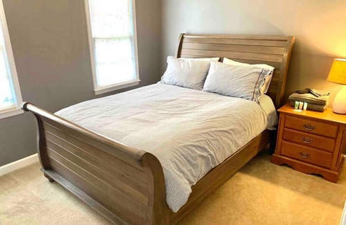 Durham House | *Spacious King Suite- central to Duke/UNC/Airport
